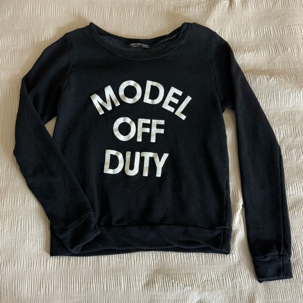 Model off Duty Sweater